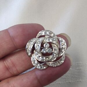 Silver Tone Floral Brooch With Rhinestones